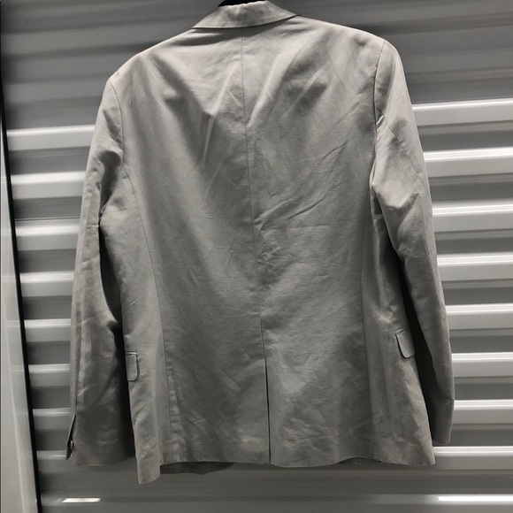 Men's Classic Gray Blazer - Picture 7 of 8